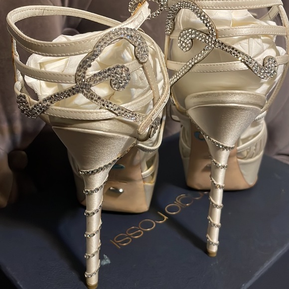 Sergio Rossi Crystal coated satin sandals/white size 38 - Picture 2 of 8